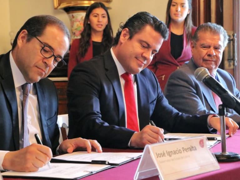 Se reúnen gobernadores de Jalisco y Colima para combatir la inseguridad