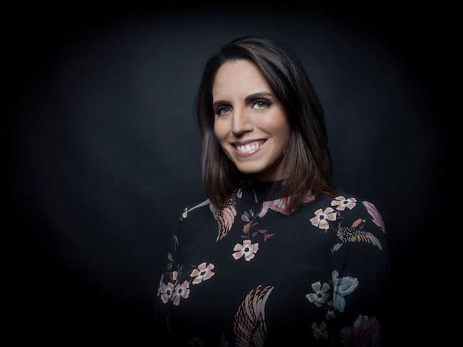 Melissa Mochulske platicó con el director de teatro Adrián Rubio