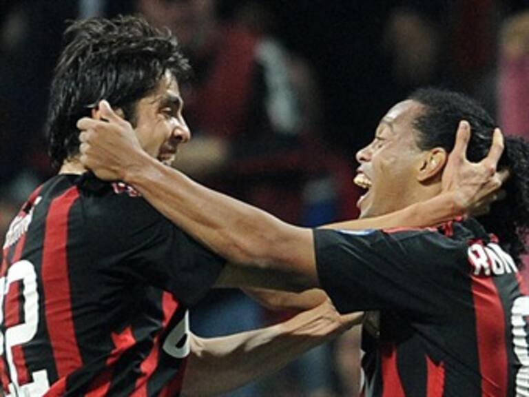 Difieren Ronaldinho y Kaká sobre su estancia en Mílan