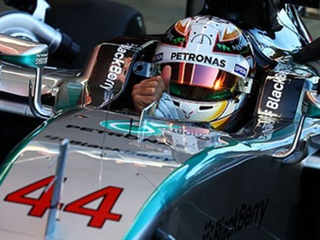 Impresiona afición mexicana a Lewis Hamilton