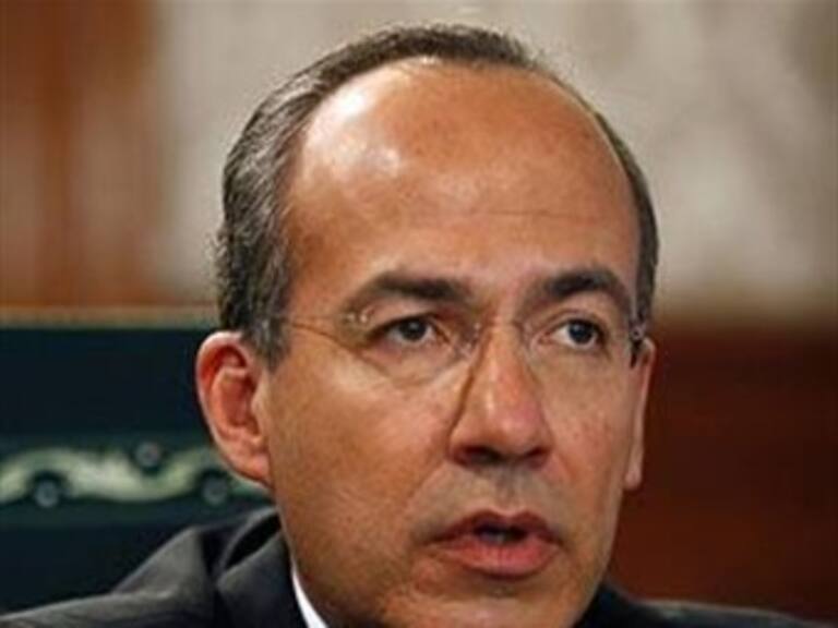 Se reúne Calderón con Senadores electos del PAN