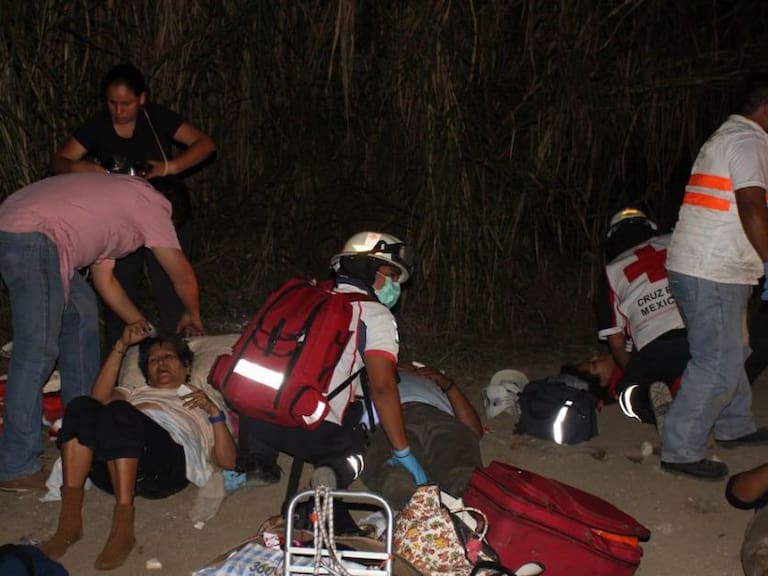 Accidente en Ocozocoautla, Chiapas deja 7 personas sin vida y 36 heridos