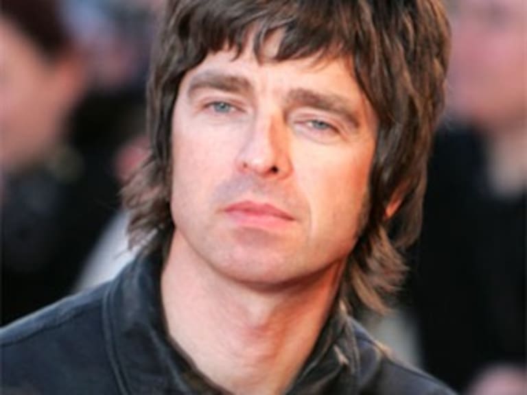 Gallagher dice que deja Oasis por actos de &#039;violencia verbal&#039; contra él