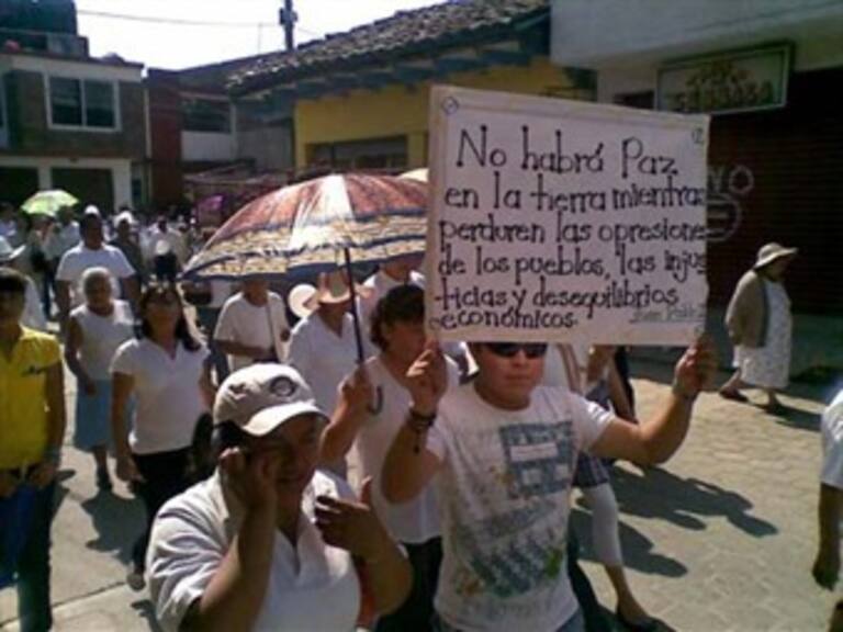 2 mil mexicanos protestan por secuestro de médico