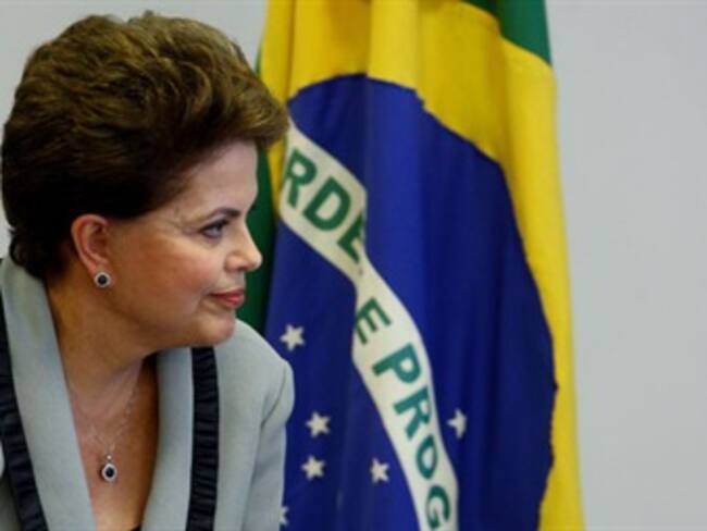 Pospone presidenta de Brasil visita a EU