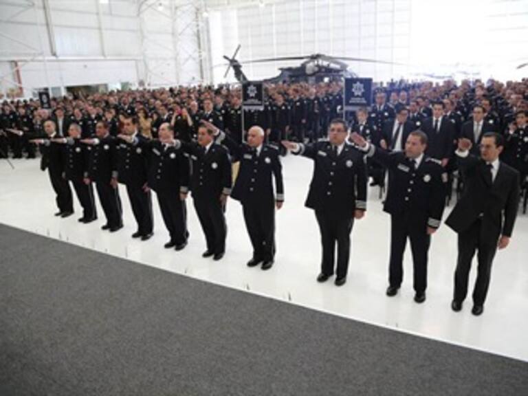 Un Policía Federal debe ser sinónimo de respeto y ejemplo: Mondragón y Kalb