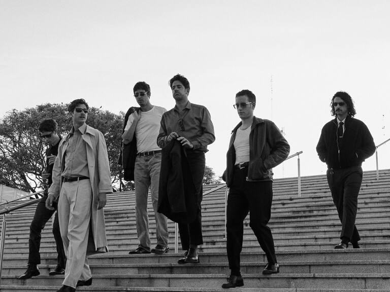 La banda conformada por Gregorio Degano, Salvador Colombo, Tomás Verduga, Matías Verduga, Iñaki Colombo y Nicolás Rodríguez Del Pozo se presentará en el Auditorio Nacional el miércoles 22 de octubre de 2025.