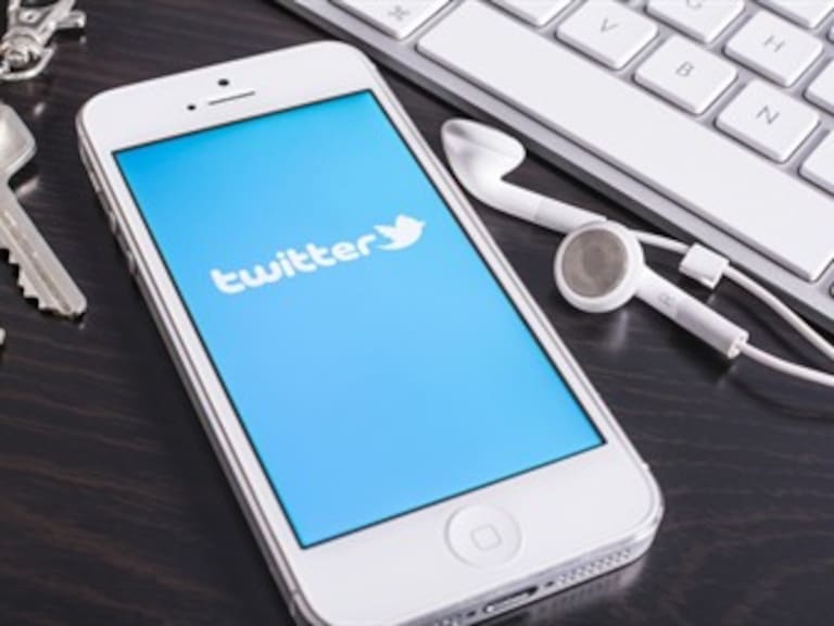 Ahora puedes enviar emojis gigantes por mensaje directo en Twitter