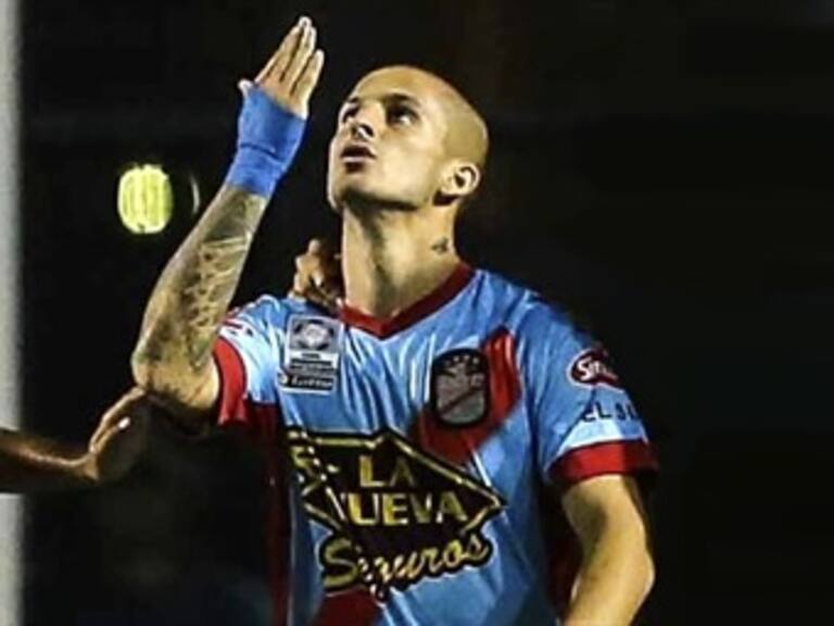 Compra Xolos al delantero argentino Darío Benedetto