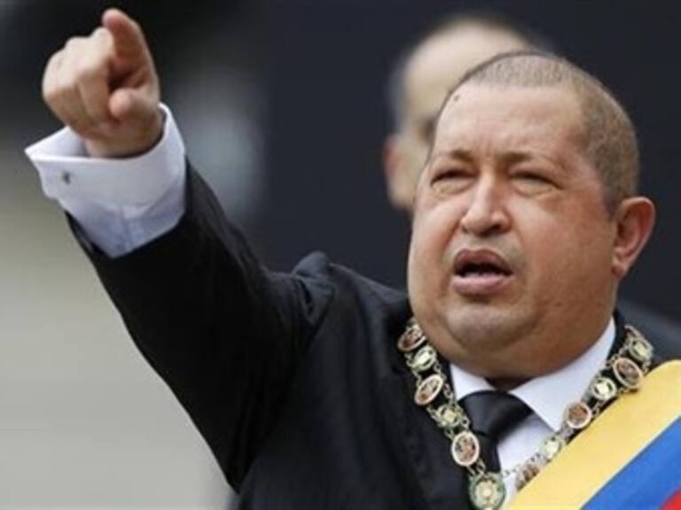Chávez regresa a Venezuela tras nuevos ciclos de radioterapia en Cuba