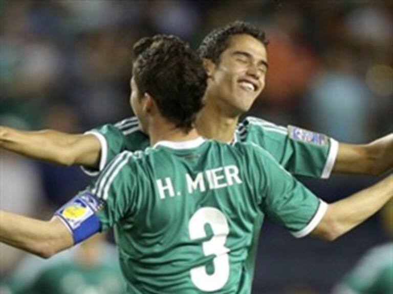 Escucha la transmisión del partido México-Japón por W Radio