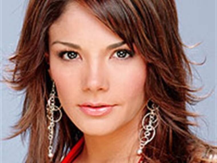 Rossana Nájera nos dice si le gustaría o no pertenecer a Televisa, en exclusiva para Javier Poza