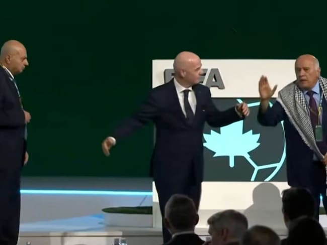Infantino fracasa con foto de paz: Palestina rechaza gesto junto a Israel en evento de la FIFA