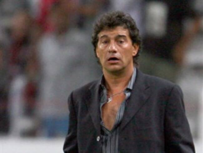 Abandona Rubén Omar Romano la DT del Santos