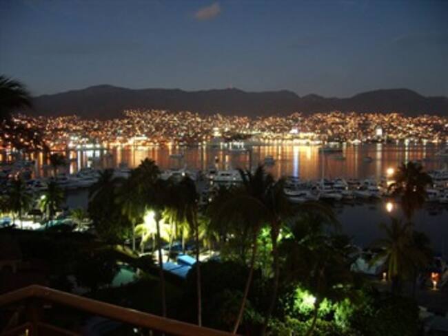 Anuncian fondos de 23 mdp para promoción de Acapulco