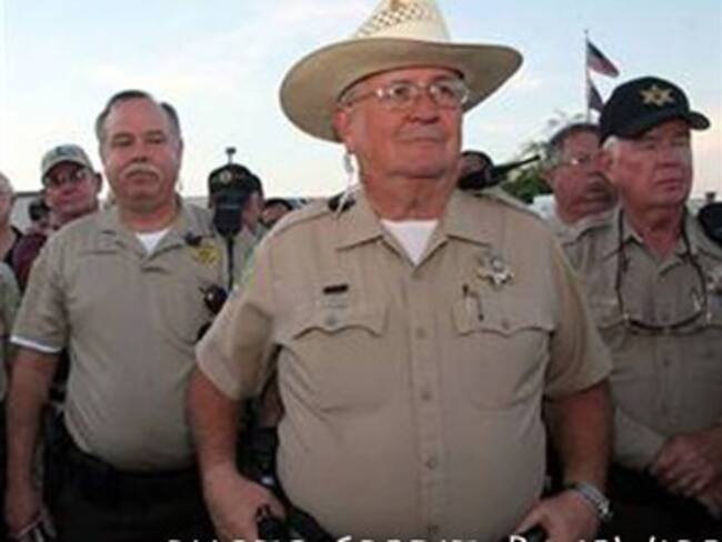 Alguacil Arpaio arresta a cinco mujeres en redada