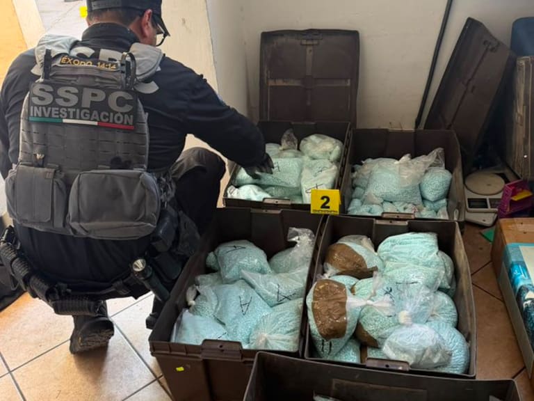 Operativo en Mexicali golpea a Los Rusos: incautan 120 kilos de fentanilo. Harfuch