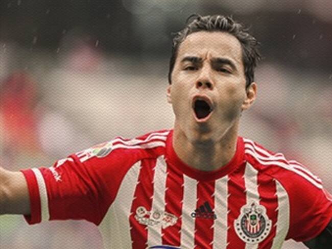 Chivas tiene Omar Bravo para rato