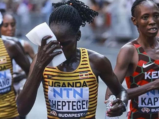 Muere exnovio y presunto agresor de Rebecca Cheptegei, atleta olímpica