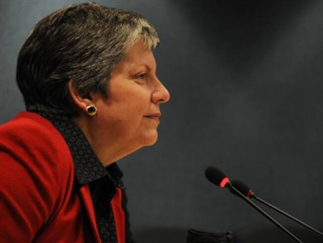 Renuncia Napolitano como secretaria de Seguridad Interna de EU