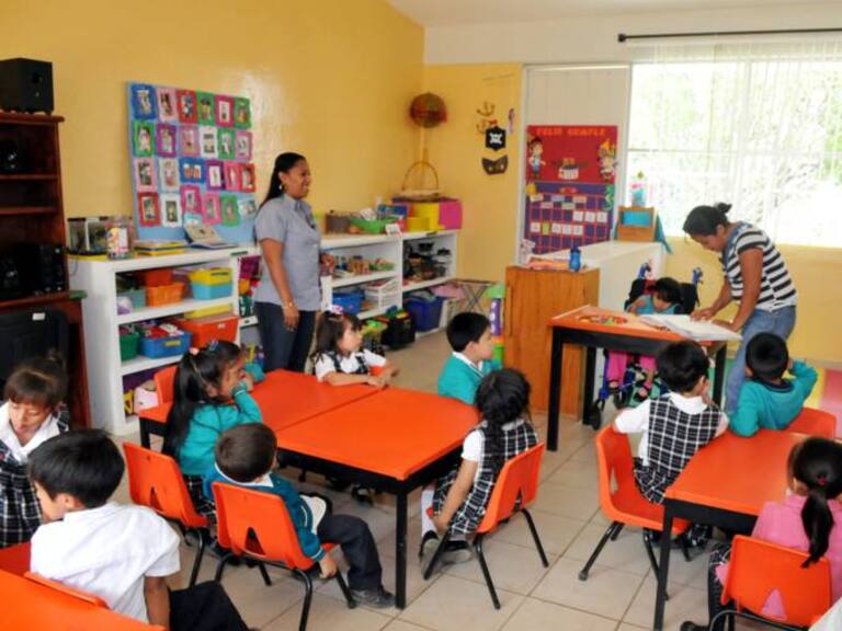 Jalisco tendrá una nueva Ley de Educación: Mara Robles