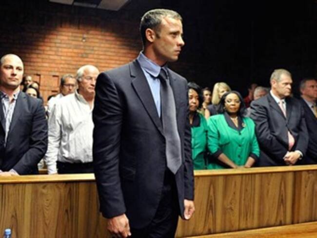Aplazan decisión de libertad bajo fianza para Pistorius
