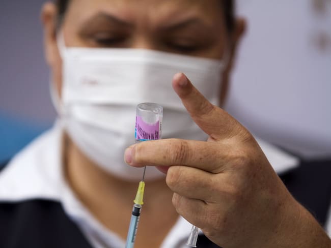 Ante la falta de insumos y medicamentos tenemos que sacar la casta cada día: Enfermera en Lázaro Cárdenas, Michoacán