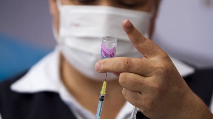 Ante la falta de insumos y medicamentos tenemos que sacar la casta cada día: Enfermera en Lázaro Cárdenas, Michoacán