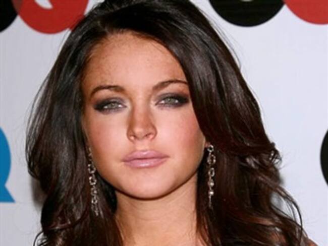 Saca Lindsay Lohan a la venta su guardarropa para pagarle al fisco