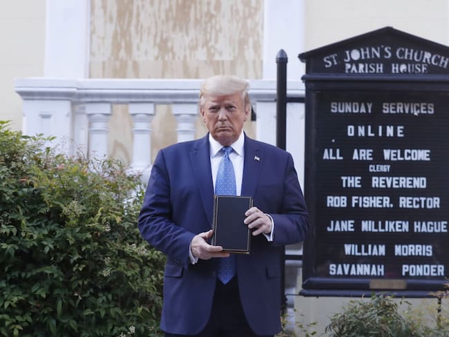 ¿Por qué Trump está enfrentado con la Iglesia Católica? Del choque con el Papa Francisco a una crisis histórica en 2026