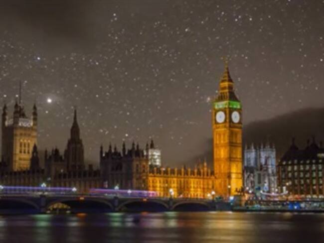 ¿Cómo se verían algunas ciudades del mundo sin contaminación lumínica?