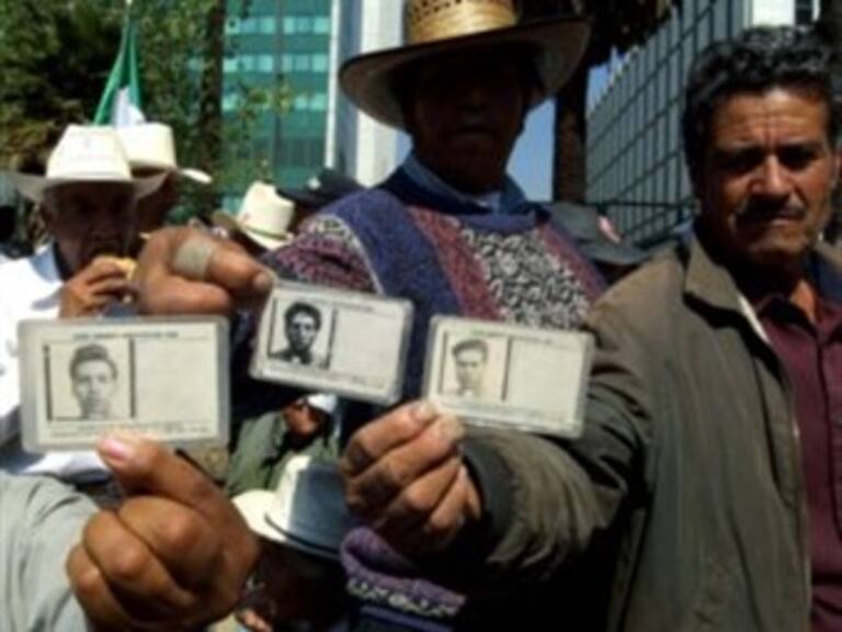 Gobernadora de Nuevo México ordena verificar estatus legal