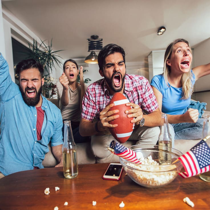 Publicidad del Super Bowl revive la guerra de marcas con humor y sátira cultural