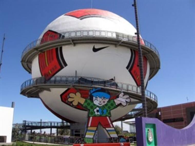 Salón de la fama del fútbol.Antonio Moreno,director