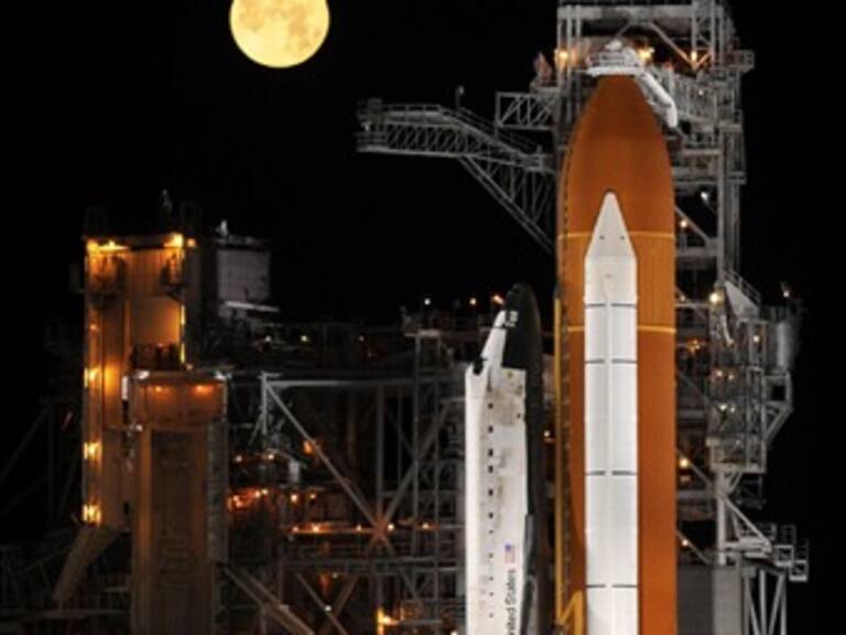 Postergan 24 horas, lanzamiento del Discovery