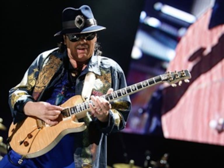 Tocará Carlos Santana en tributo a Miguel Bosé en Las Vegas