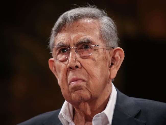 Sheinbaum y López Obrador lamentan muerte de Cuauhtémoc Cárdenas: “Transformó la historia de México”