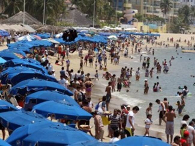 Dejan turistas derrama económica de más de 220 mdp en Acapulco