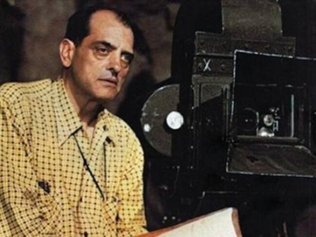 Honran a Luis Buñuel a 114 años de su nacimiento