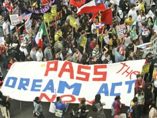 Pide coalición a legislatura de NY incluir en presupuesto el Dream Act