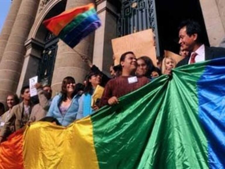 Tiene GDF lista la defensa jurídica de matrimonios gay