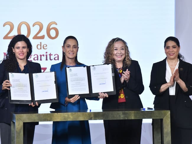 Presenta Sheinbaum Ley para homologar el feminicidio… plantea 70 años de prisión