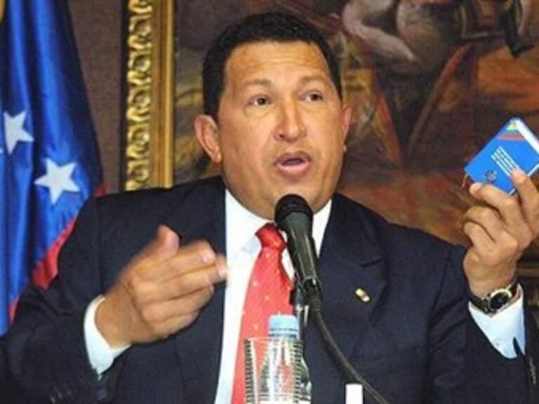 Decreta Chávez dos aumentos del salario mínimo en 2011