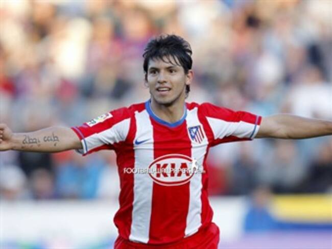 Ofrece Chelsea 50 mde por Agüero