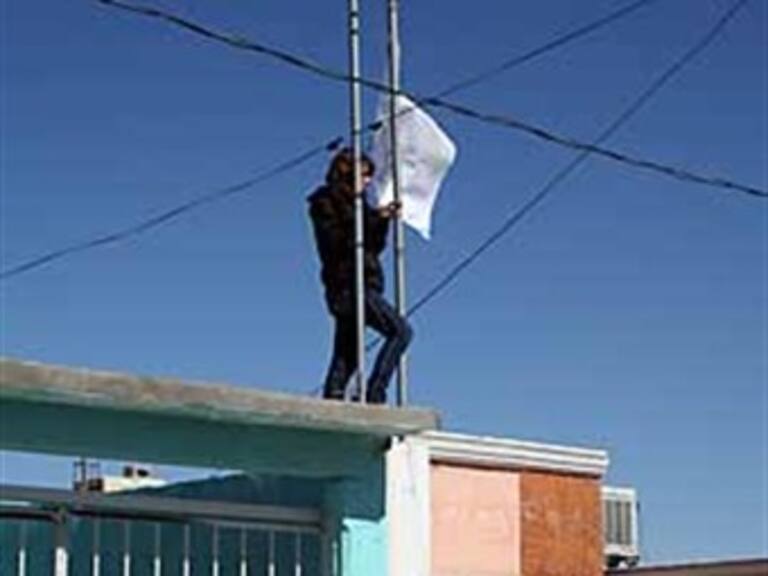 Protestan en Cd. Juárez con pañuelos blancos