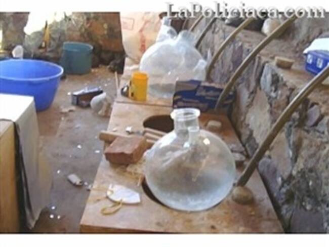 Descubren laboratorio clandestino en Alomoloya de Juárez