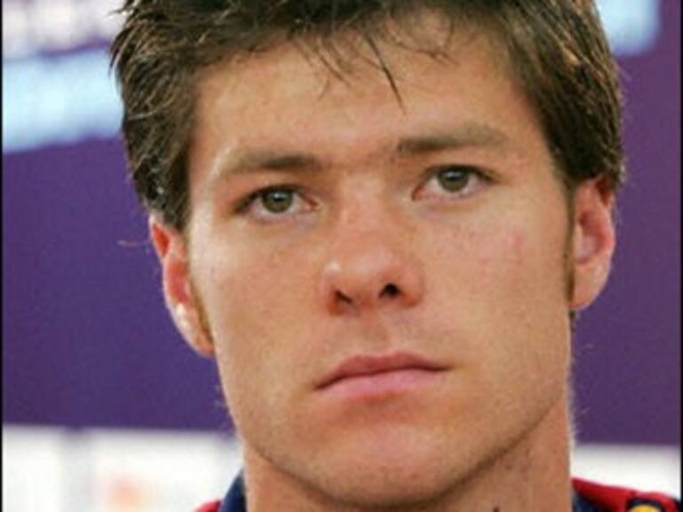 Transfiere Liverpool a Xabi Alonso al Madrid
