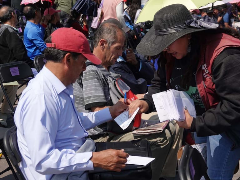 Programa Ingreso Universal Ciudadano ayudará a personas de 57 a 59 años de edad