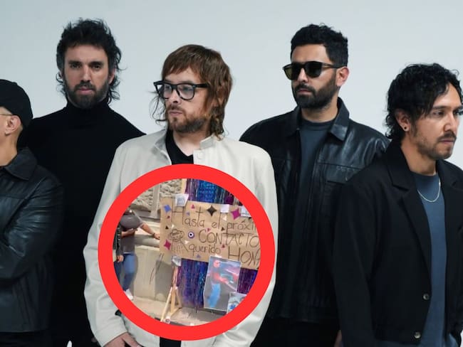 Así fue el homenaje que los fans de Camilo Séptimo le rindieron a Jonathan Meléndez en el Ángel de la Independencia
