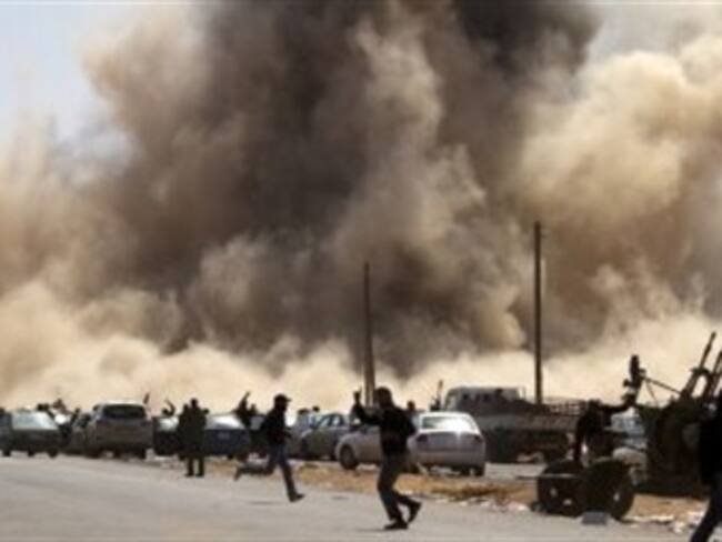 Al menos 19 aviones estadounidenses realizaron ataques el domingo en Libia